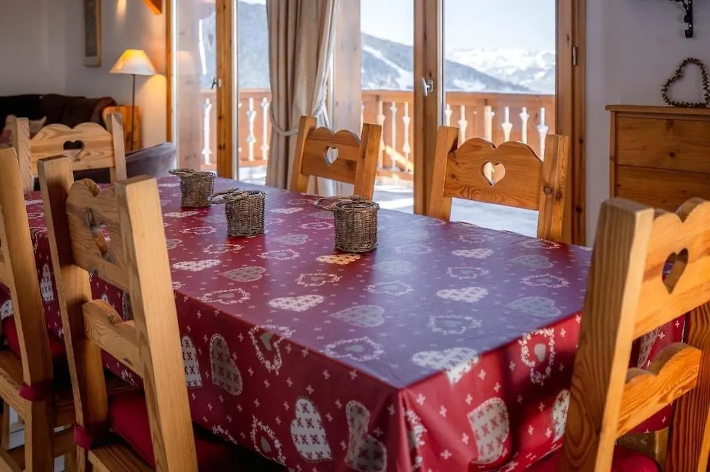 Le Cocon Detached Chalet Peisey-Nancroix