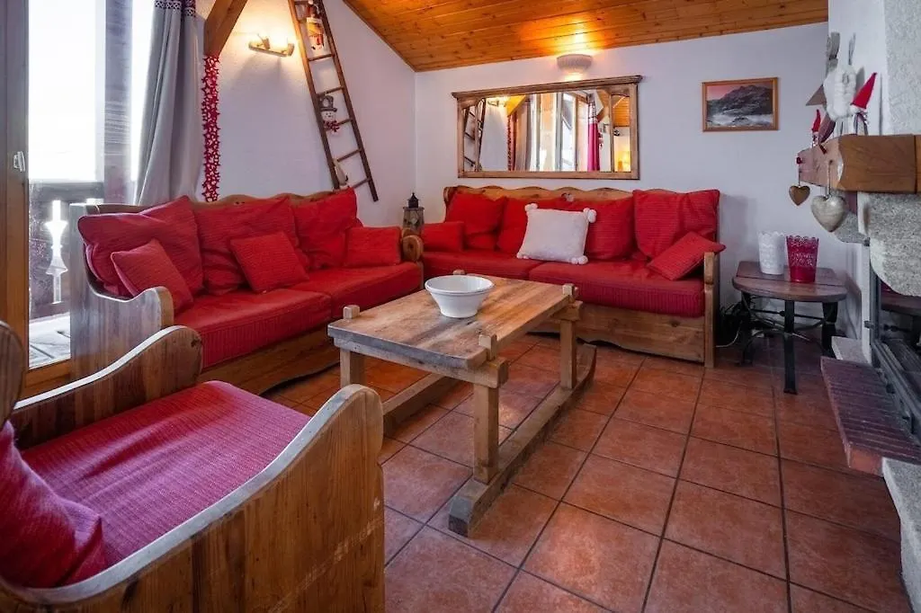 Le Cocon Detached Chalet Peisey-Nancroix France