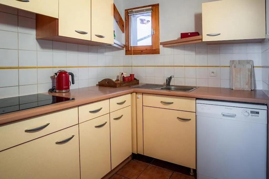 Le Cocon Detached Chalet Peisey-Nancroix
