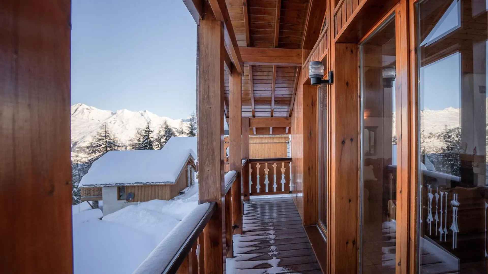 Le Cocon Detached Chalet Peisey-Nancroix