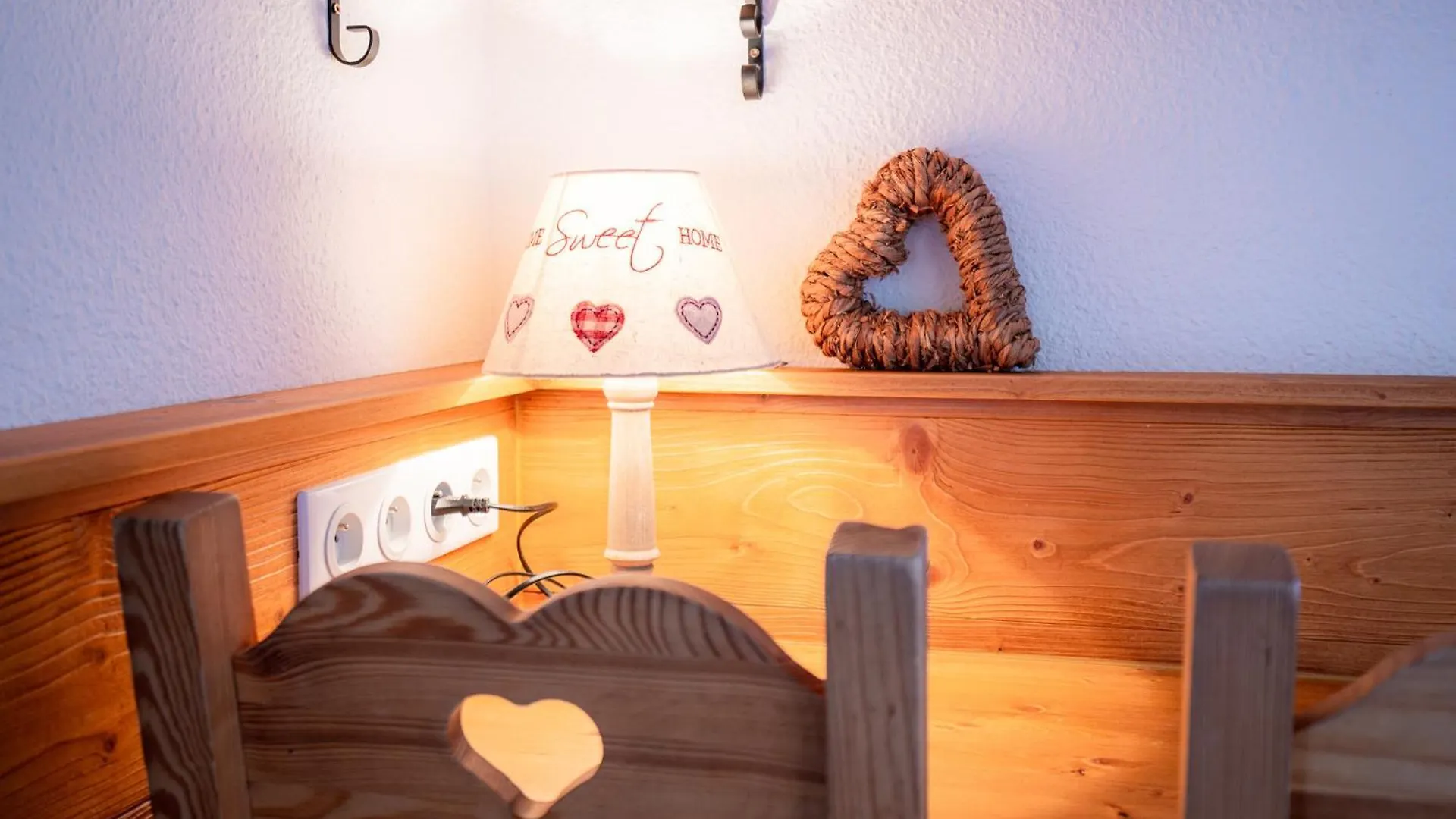 Le Cocon Detached Chalet Peisey-Nancroix
